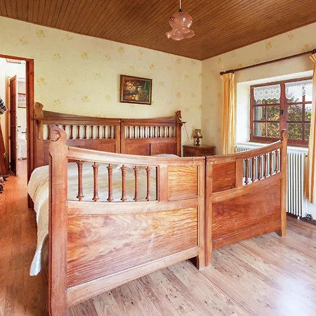Holiday home Authentic With Private Pool, Cleaning Included