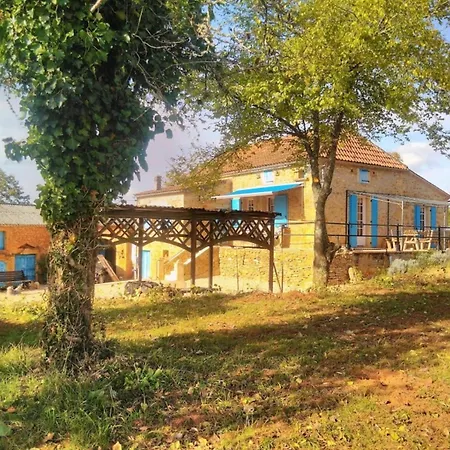 Holiday home Authentic With Private Pool, Cleaning Included Puy-l'Eveque