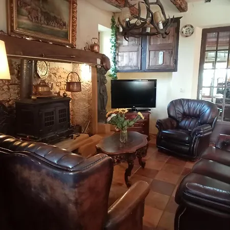 Holiday home Authentic With Private Pool, Cleaning Included Puy-l'Eveque